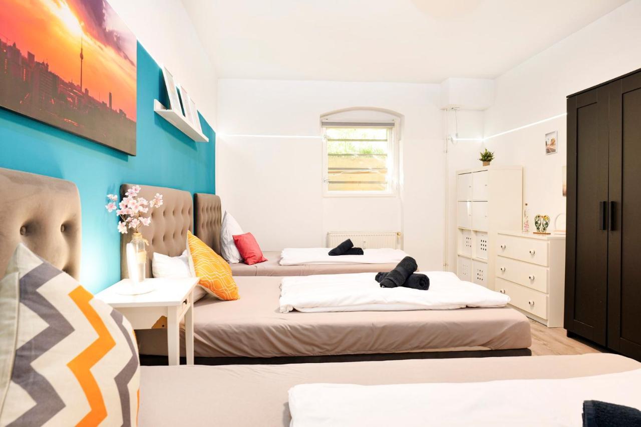 Blue Chili 31 - Stadtwohnung Fuer 7 - Modern Zentral Karlshorst Wlan Berlin Ngoại thất bức ảnh