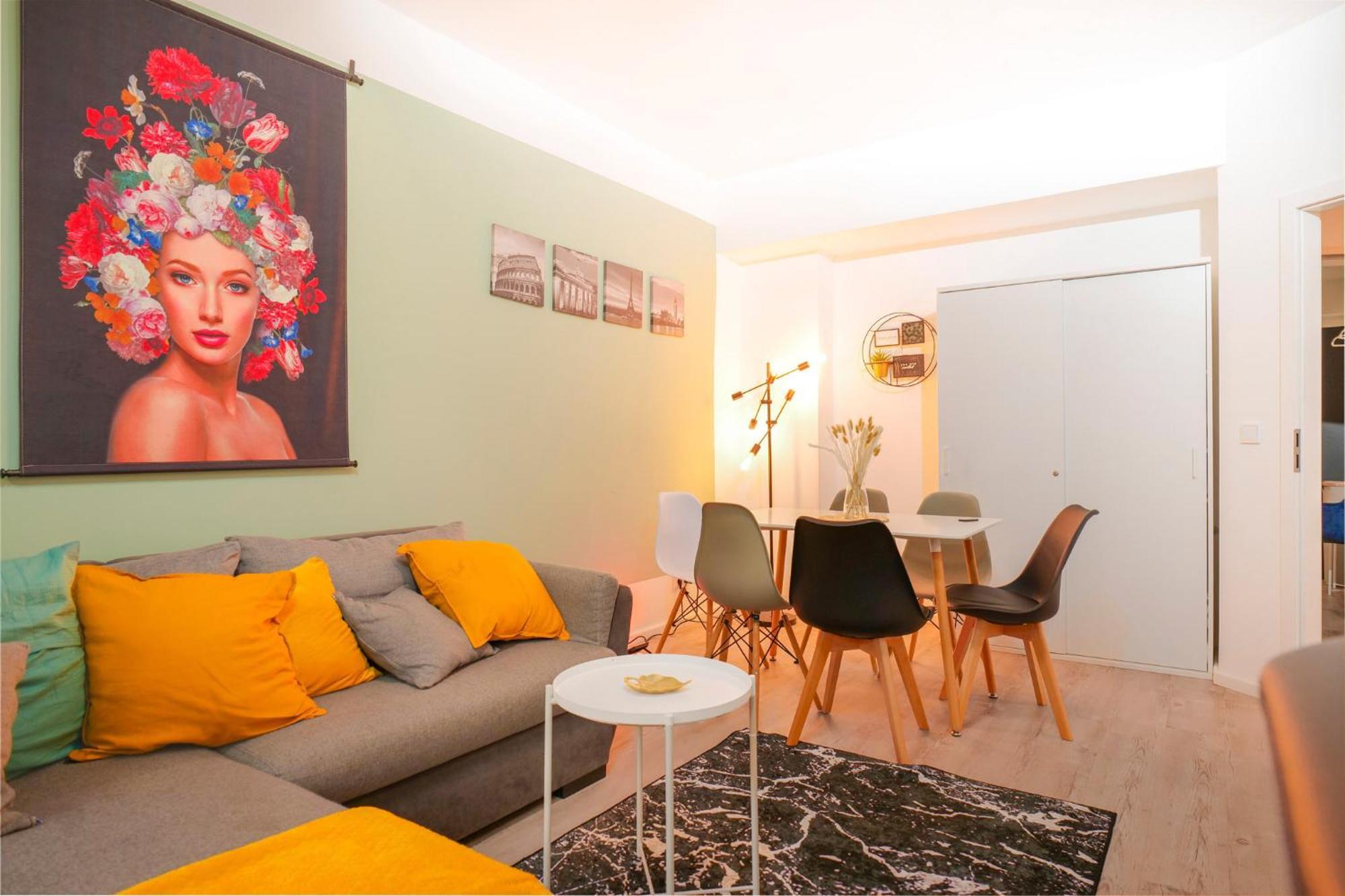 Blue Chili 31 - Stadtwohnung Fuer 7 - Modern Zentral Karlshorst Wlan Berlin Ngoại thất bức ảnh